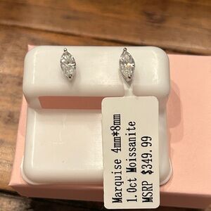 Luxury Moissanite Diamond‎ Marquise screwback stud earrings Retail $350